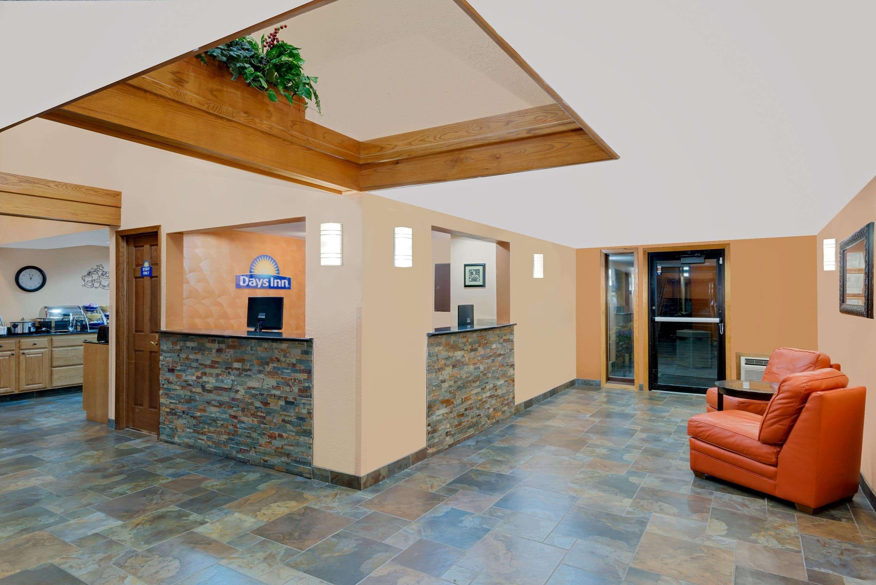 Days Inn By Wyndham Fort Dodge Exterior foto