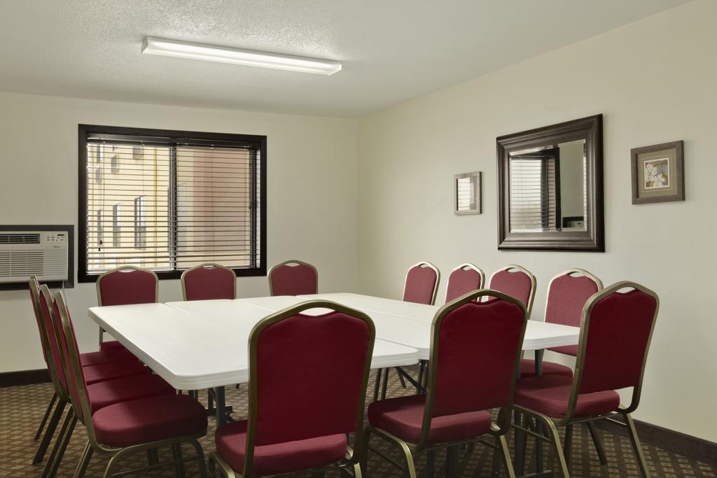 Days Inn By Wyndham Fort Dodge Negócio foto